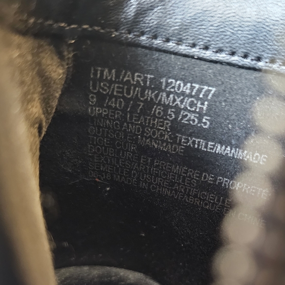 Kenneth Cole New York Levon Leather Ankle Bootie sz 9 - Picture 5 of 5